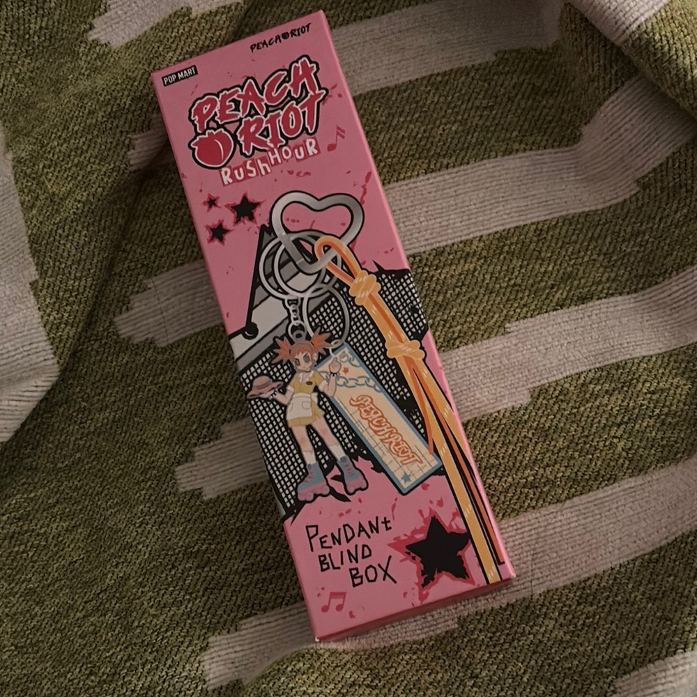 Peach Riot Pink Pendant Blind Box